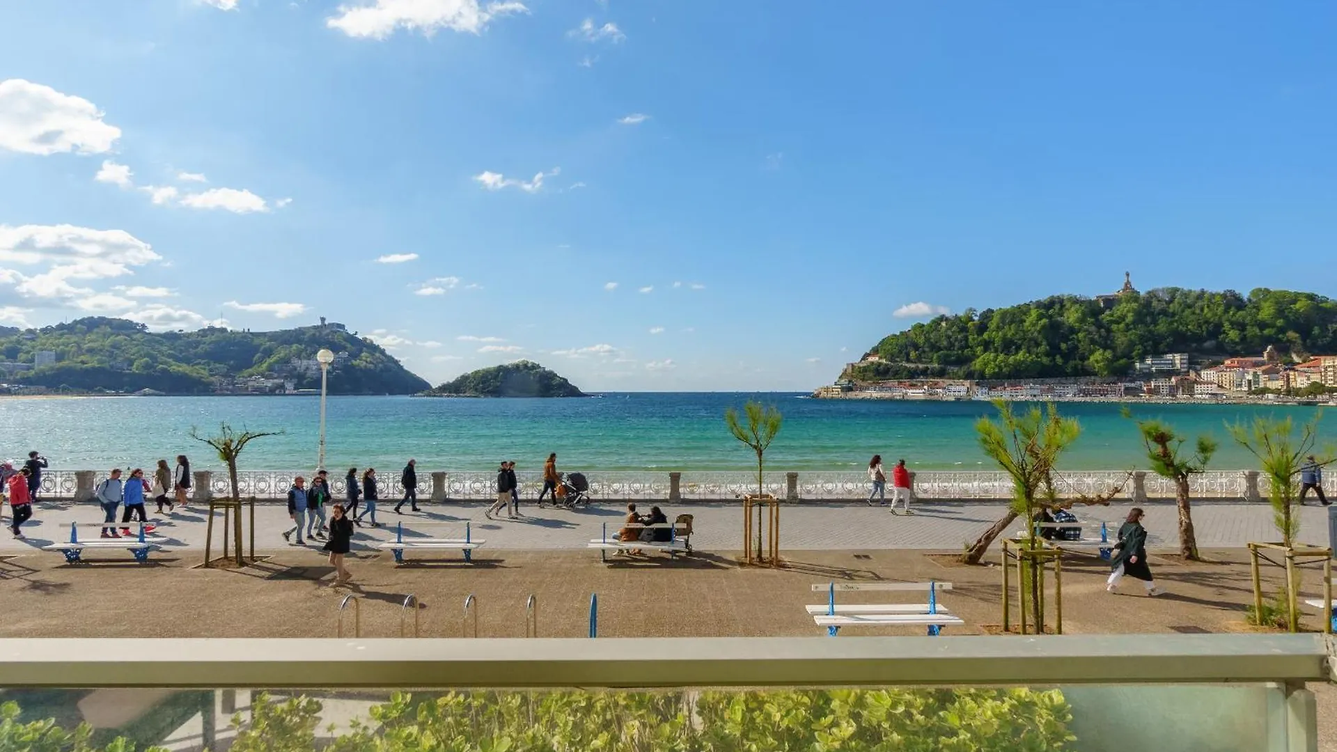 Monthly La Concha Breeze By Sweet Home San Sebastian Spanje