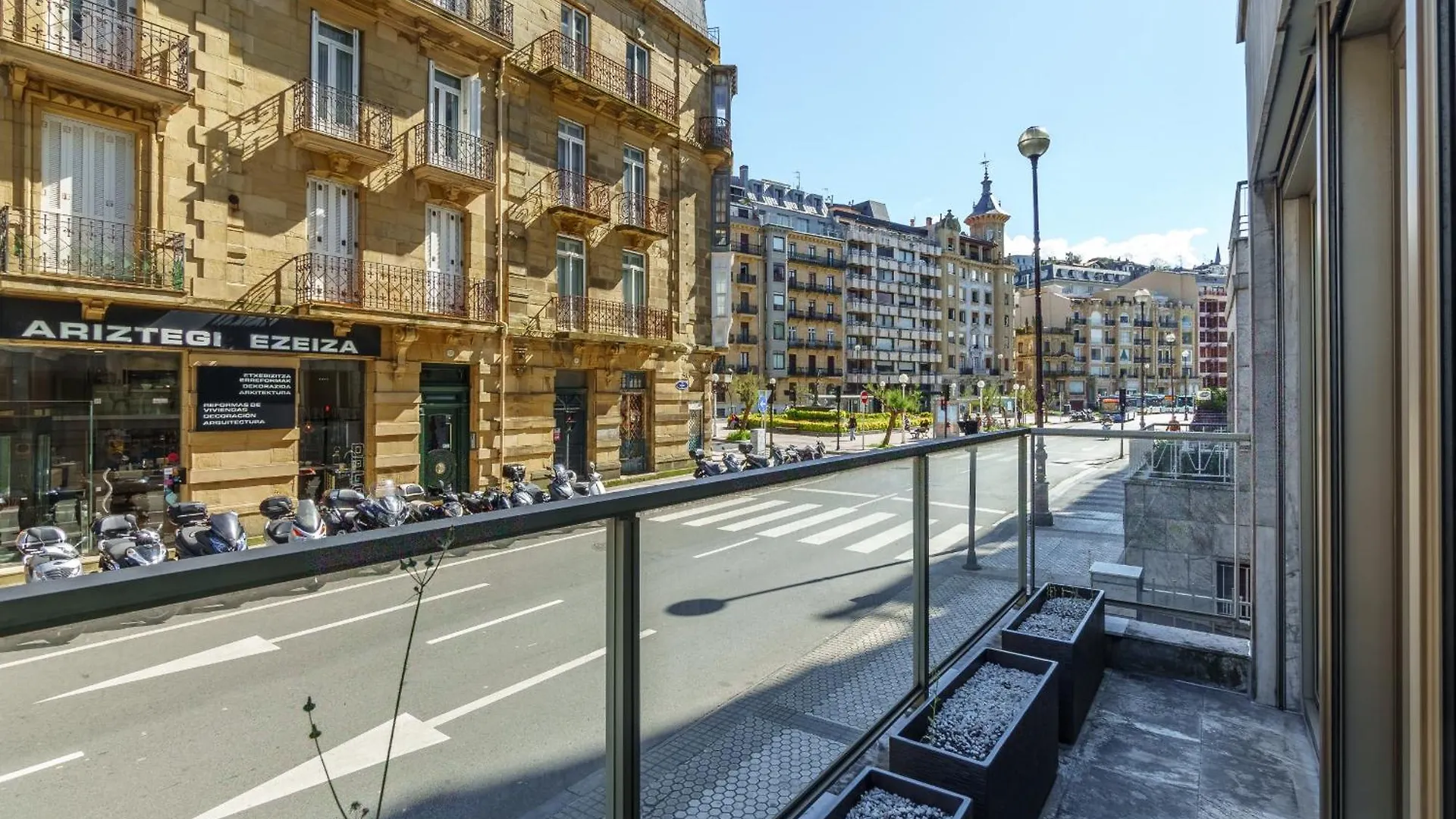 Monthly La Concha Breeze By Sweet Home San Sebastian Spanje